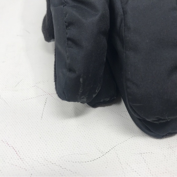 Isotoner Sleekheat + SmartDRI Glove, Size XL - Black Men's - Picture 6 of 7